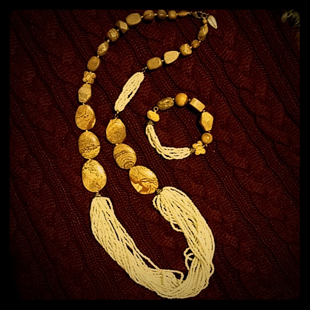 Stone and seed pearl duo